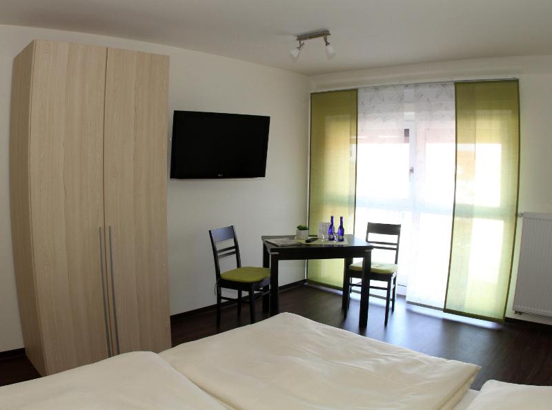 Business Double Room image 1
