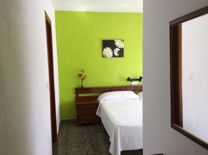 Double or Twin Room image 2