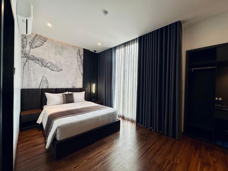 LION 12 Hotel - image 32