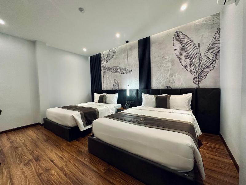 LION 12 Hotel - image 5