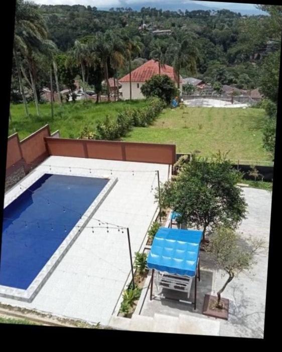 Villa Brown Cisarua - image 20