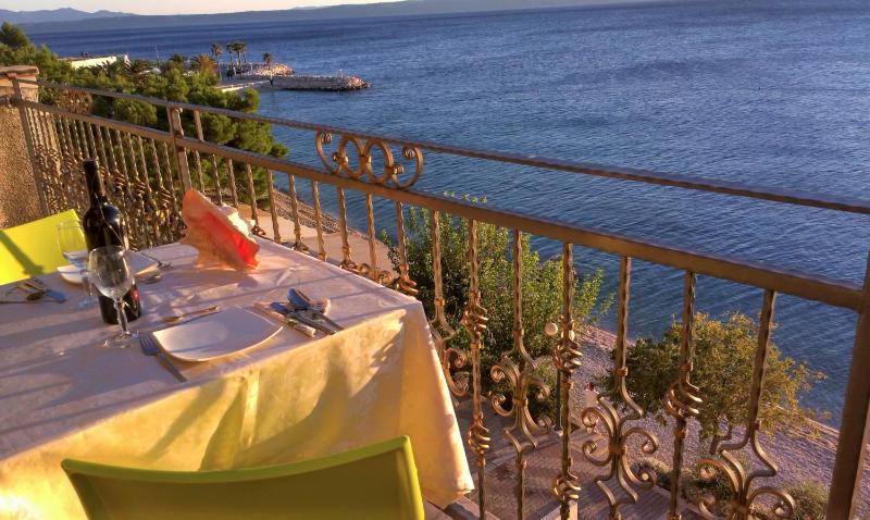 Two-Bedroom Apartment image 4