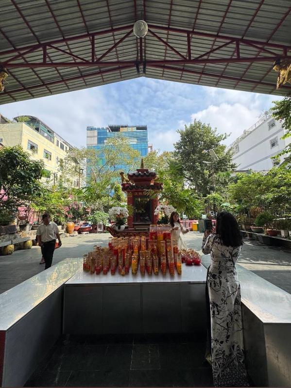 Nhà Có Nắng - image 8