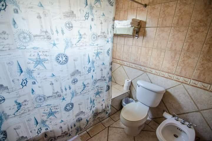 One-Bedroom Apartment image 3