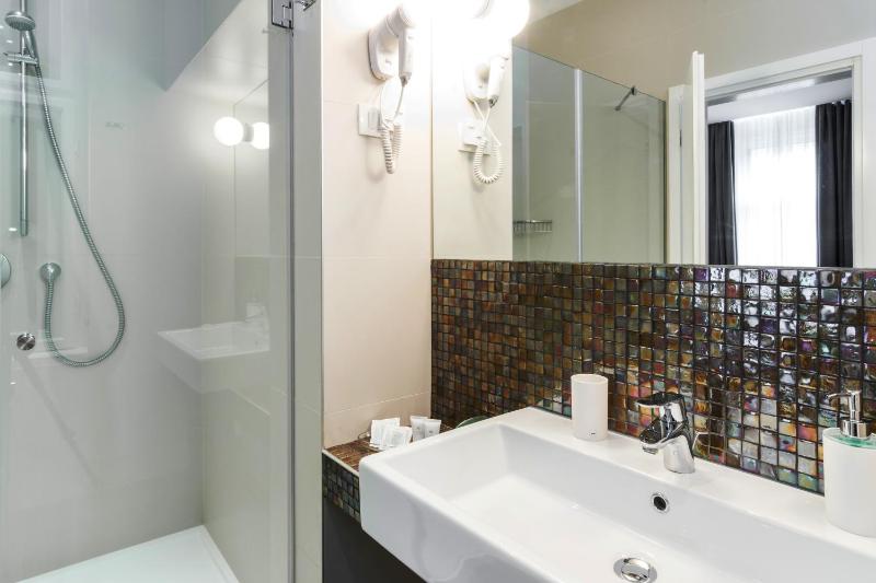 Superior Double or Twin Room image 2