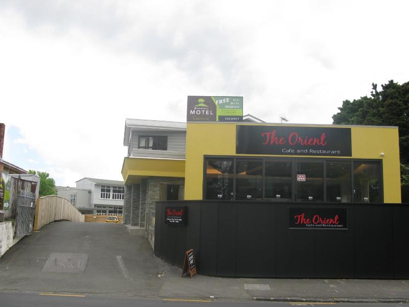 Greenlane Motel - image 2