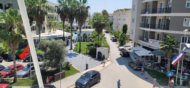 Sea view & Family Apartment - Perla 5 Golem - image 13