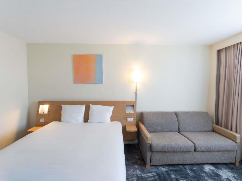 Novotel Nantes Centre Bord de Loire - image 46