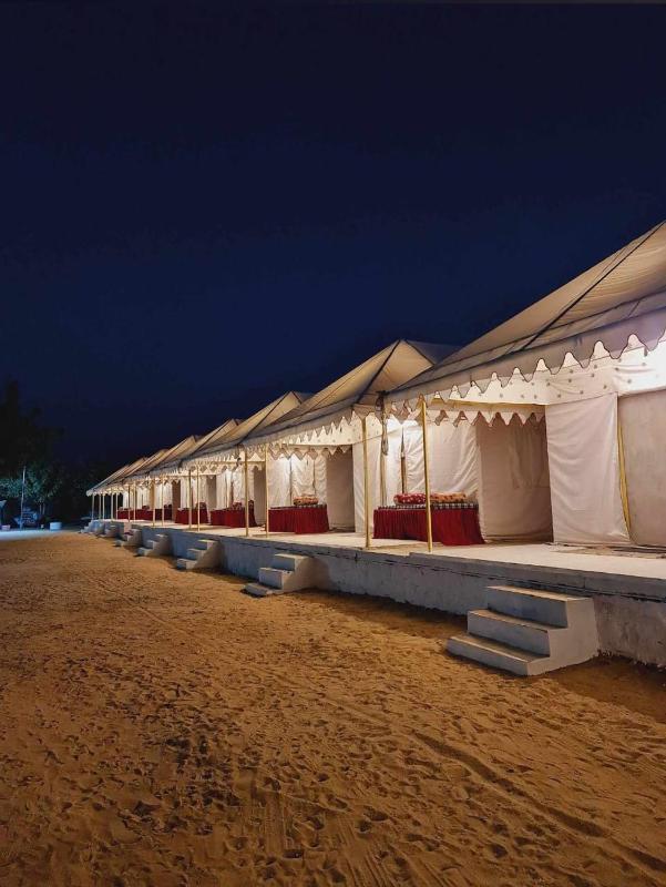 Best Al Luxury Desert camp - image 12