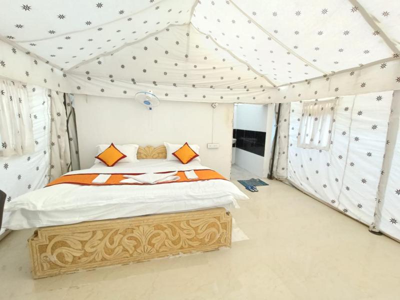 Best Al Luxury Desert camp - image 9