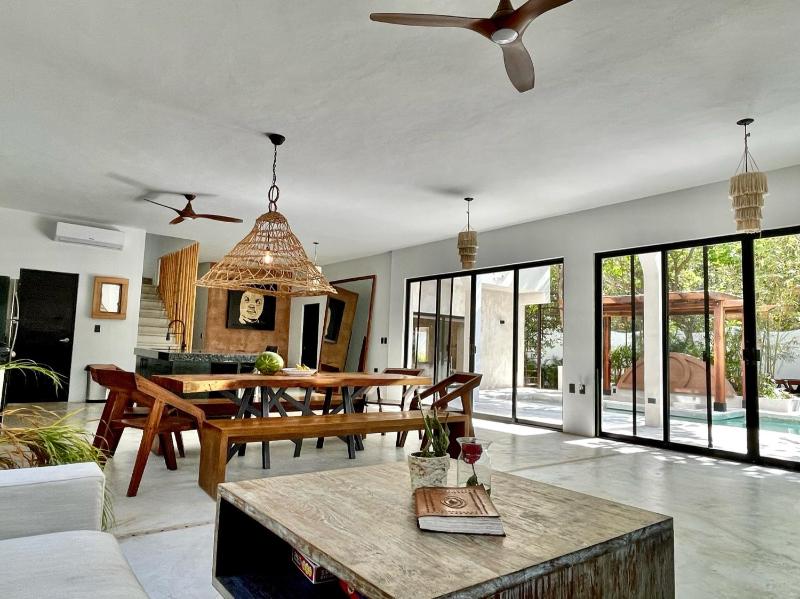 CASA TIRA - Your Luxury Jungle Mansion in Tulum - image 4