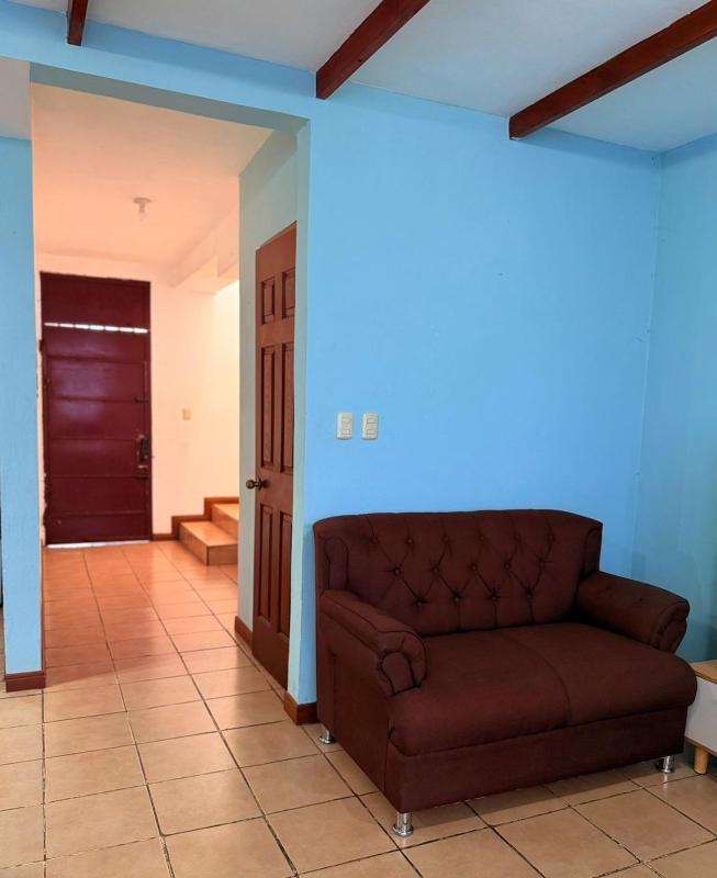 Casa Completa en La Cima 3 Habitaciones - image 9