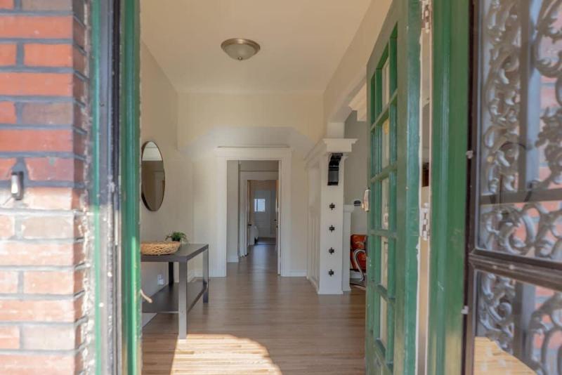 Tower Grove Park 4BR Home with Garage ABODEbucks - image 16