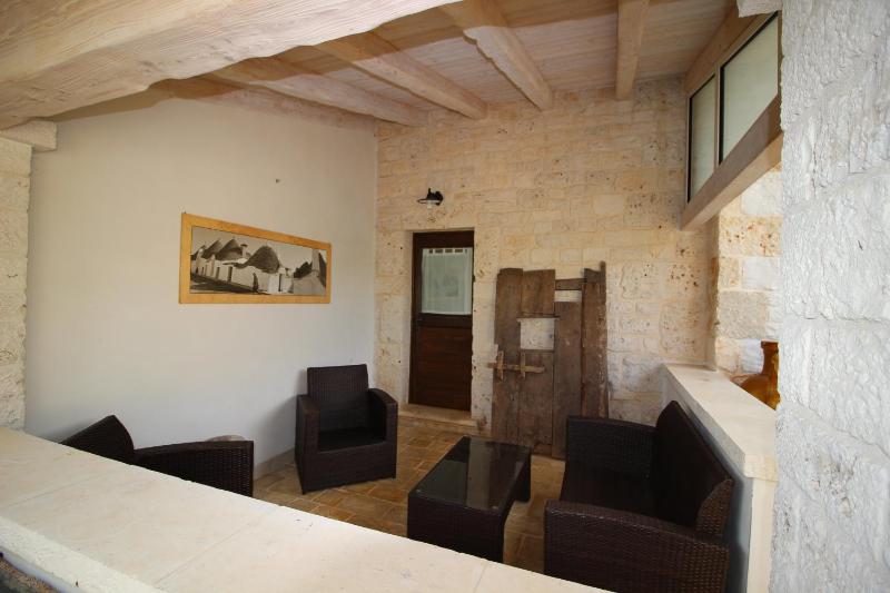Double Room with Spa Bath image 2