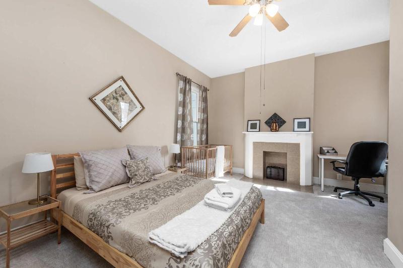 Stylish Getaway in St Louis ABODEbucks - image 7
