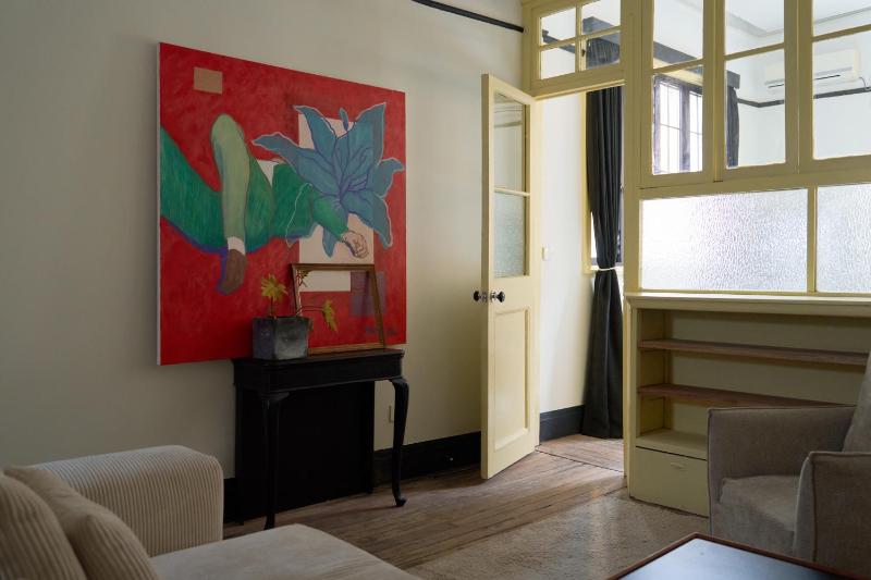 Cozy and classic 2 bedrooms close West Nanjing Road - image 8