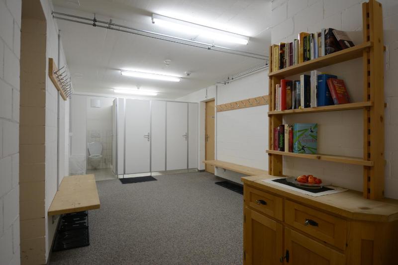 Budget Family Room with Shared Bathroom image 3