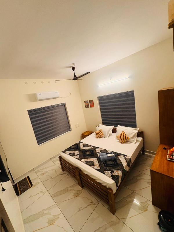 hello 6 cliff stay varkalacliff - cozy rooms  couple friendly family group rooms - image 5