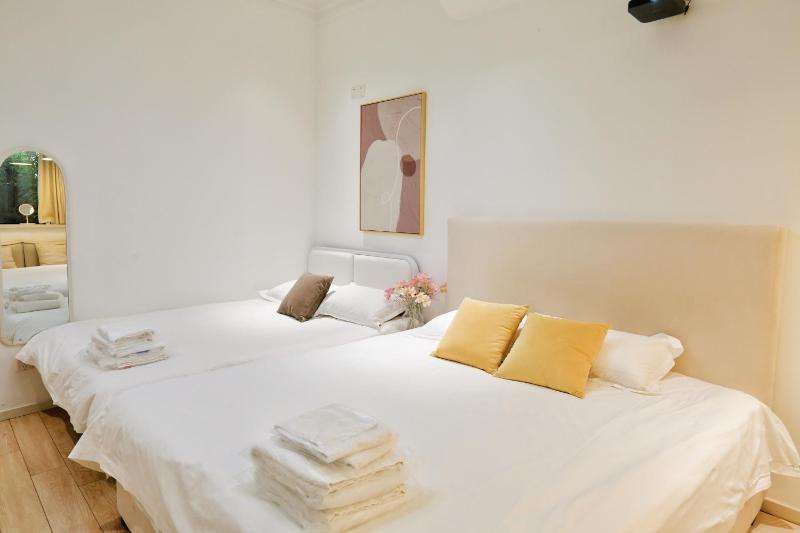 NanShan - Sunny Quiet Flat with Private Outdoor Courtyard - image 15