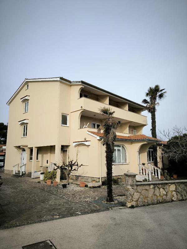 Sto Rija - image 5