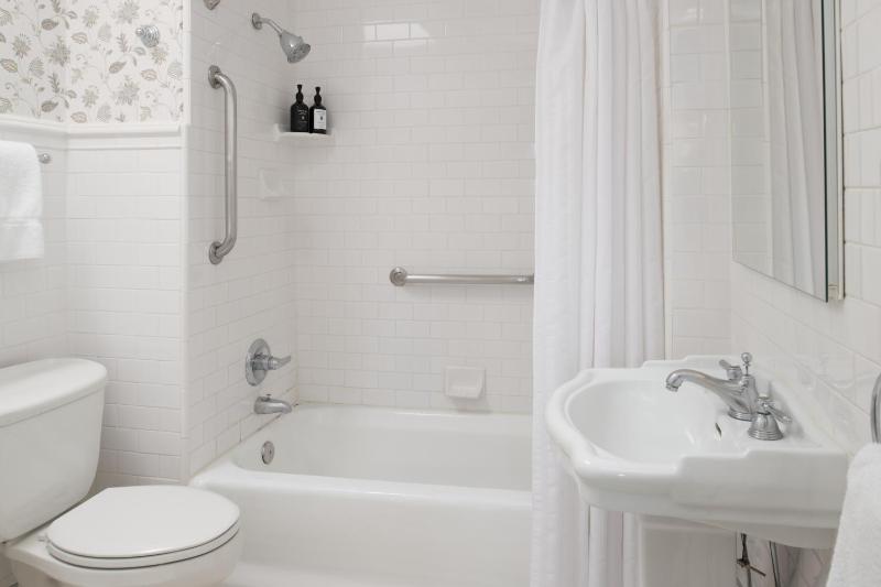 Arizona Inn - image 33