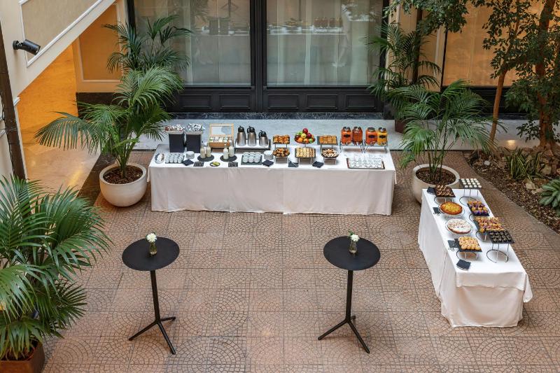 Starhotels Du Parc - image 11