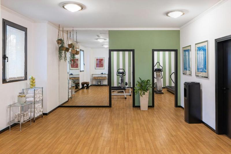 Starhotels Du Parc - image 39