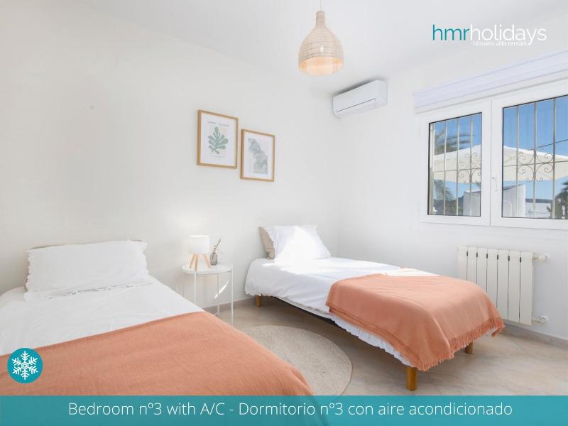Villa Alegre by HMR Holidays - image 24