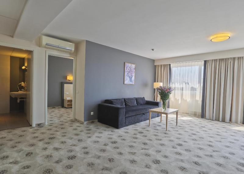 Aurora Hotel Klaipeda - image 50