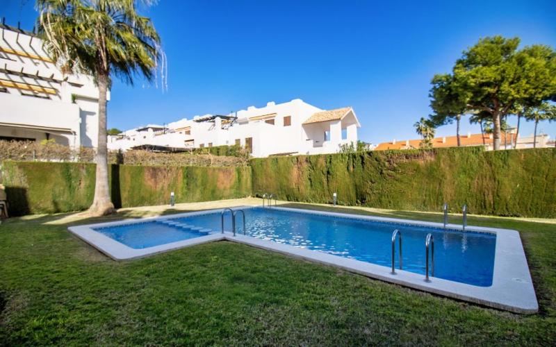 Apartamento con WiFi y parking a 50 metros de la playa Cargador - ALBERT VILLAS - image 15