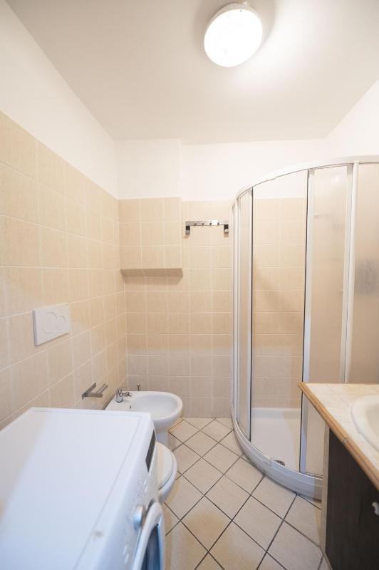 Grotto Apartment by Campo de Fiori - image 7