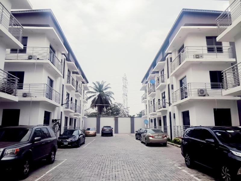 MVP Luxury Apartment GRA MARYLAND IKEJA Brand new 3 bedroom apartment - image 6