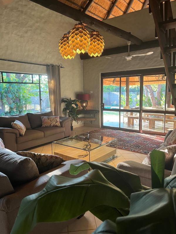 African Family Home - image 1