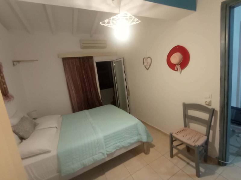 apartment skiathos town - image 13