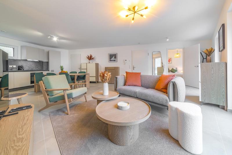 Halternative Residence Rose - image 4