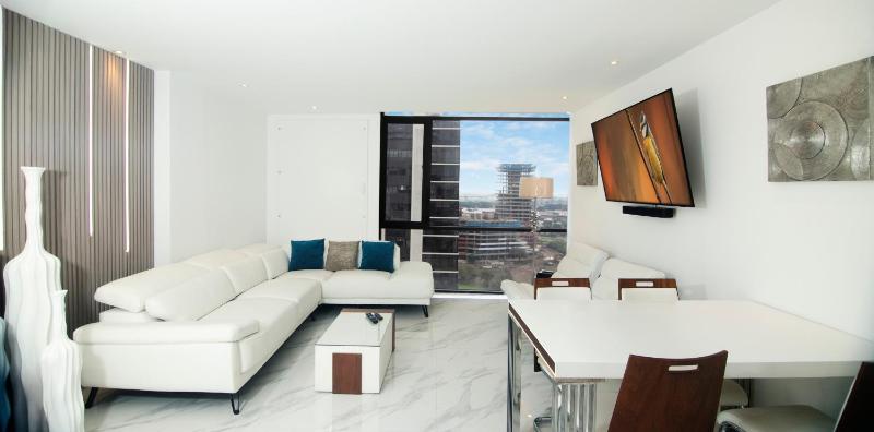Suite 1403 Bellini 1 Puerto Santa Ana Guayaquil - image 13