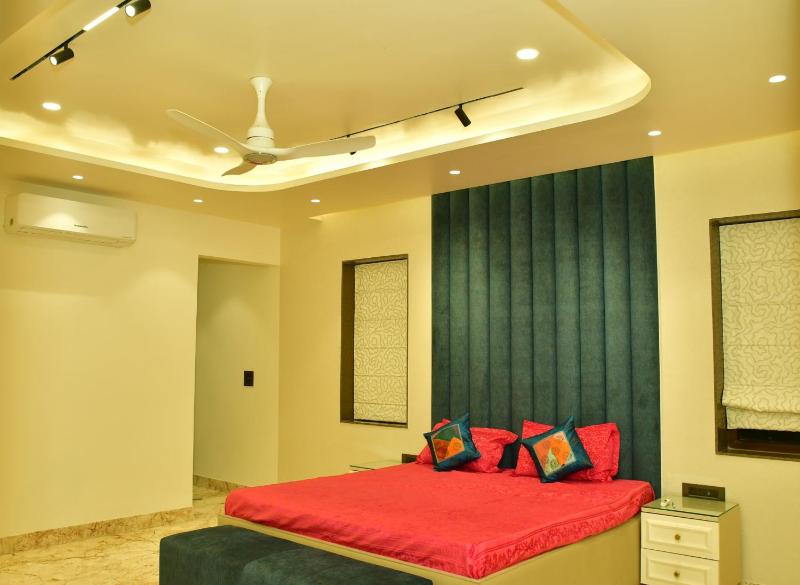 Rentra Homes - Stay near Expo Mart & Pari Chock - image 3