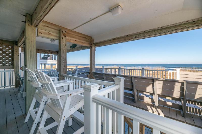 T.L. Sea - KDH MP 6 Oceanfront Ocean view Rec Room Spacious Decks Private Walk to Beach - image 19