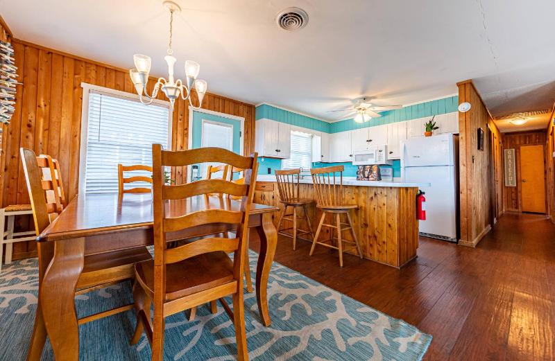 Serendipity - KDH MP 6.5 Oceanfront Amazing Ocean View Hot Tub Pets OK YR Flex Stays - image 37
