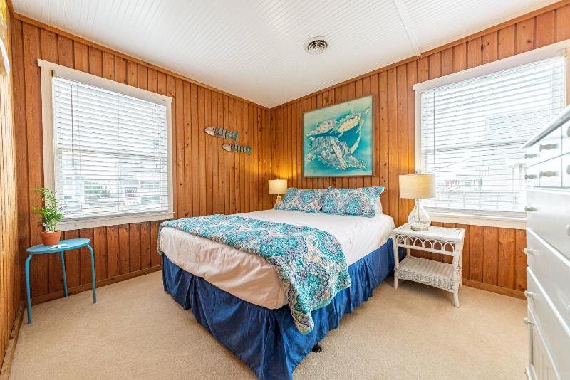 Serendipity - KDH MP 6.5 Oceanfront Amazing Ocean View Hot Tub Pets OK YR Flex Stays - image 20