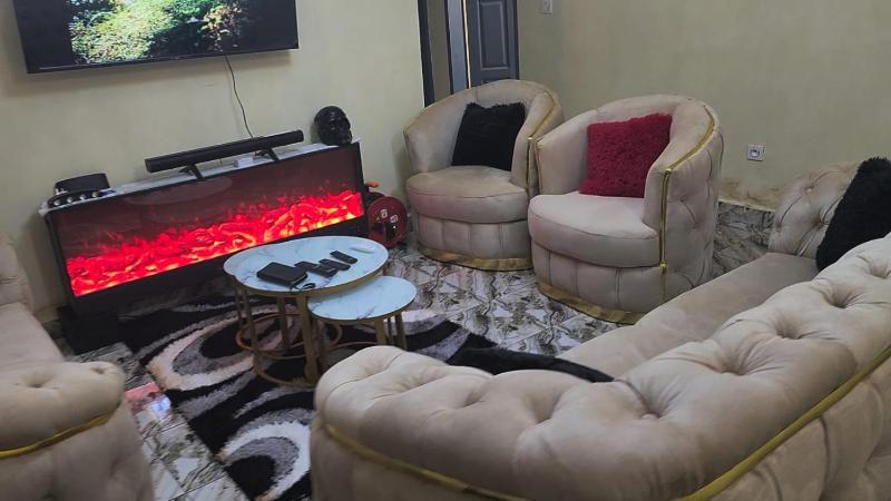 Khalifa empire guest house Mbalgong 2 - image 9