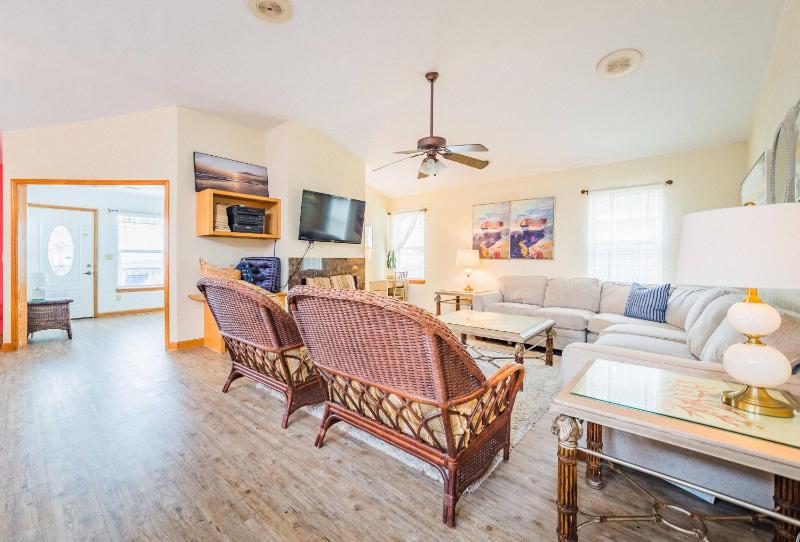 An American Dream - Nags Head MP 10 Oceanfront Pool Hot Tub Pets OK - image 22