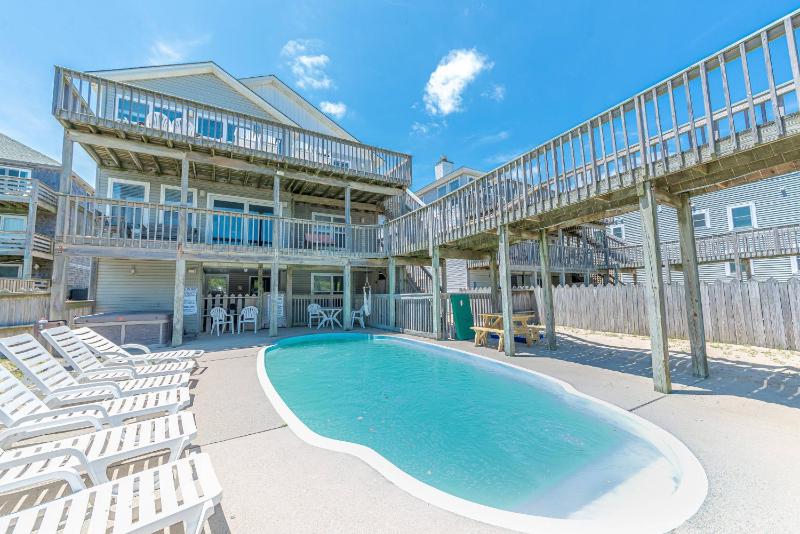 Smooth Sailing - Nags Head MP 10 Oceanfront Ocean View Pool Hot Tub Pets OK Flex Stays - image 46