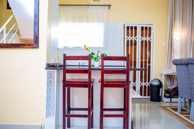 MoreBs Place 2 Bedrm duplex Solar backUp & wifi - image 16