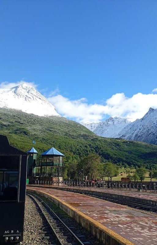 Ushuaia 2 ambientes con vista al lago - image 8