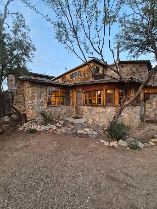 Tucson Mountain Guest Ranch - image 4
