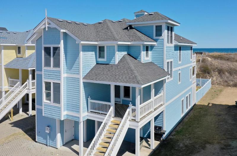 Pretty Mama - Nags Head MP 11 Oceanfront Elevator Pool Hot Tub Pets OK Flex Stays - image 1