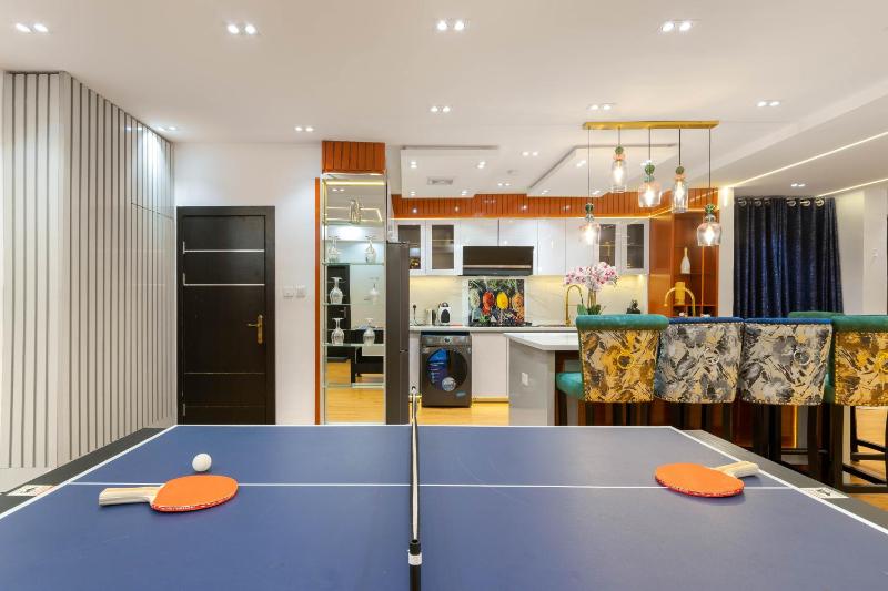 WATER VIEW 3 BEDROOM APARTMENT WITH JACUZZI PARKING WiFi NETFLIX POOL - image 15