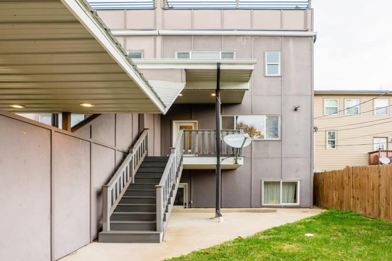 6BR-4BA 4-Floor Home Sleeping 17 ABODEbucks - image 16