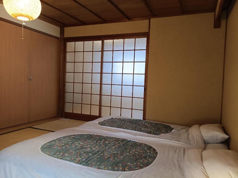 Gion Matsubara - image 6
